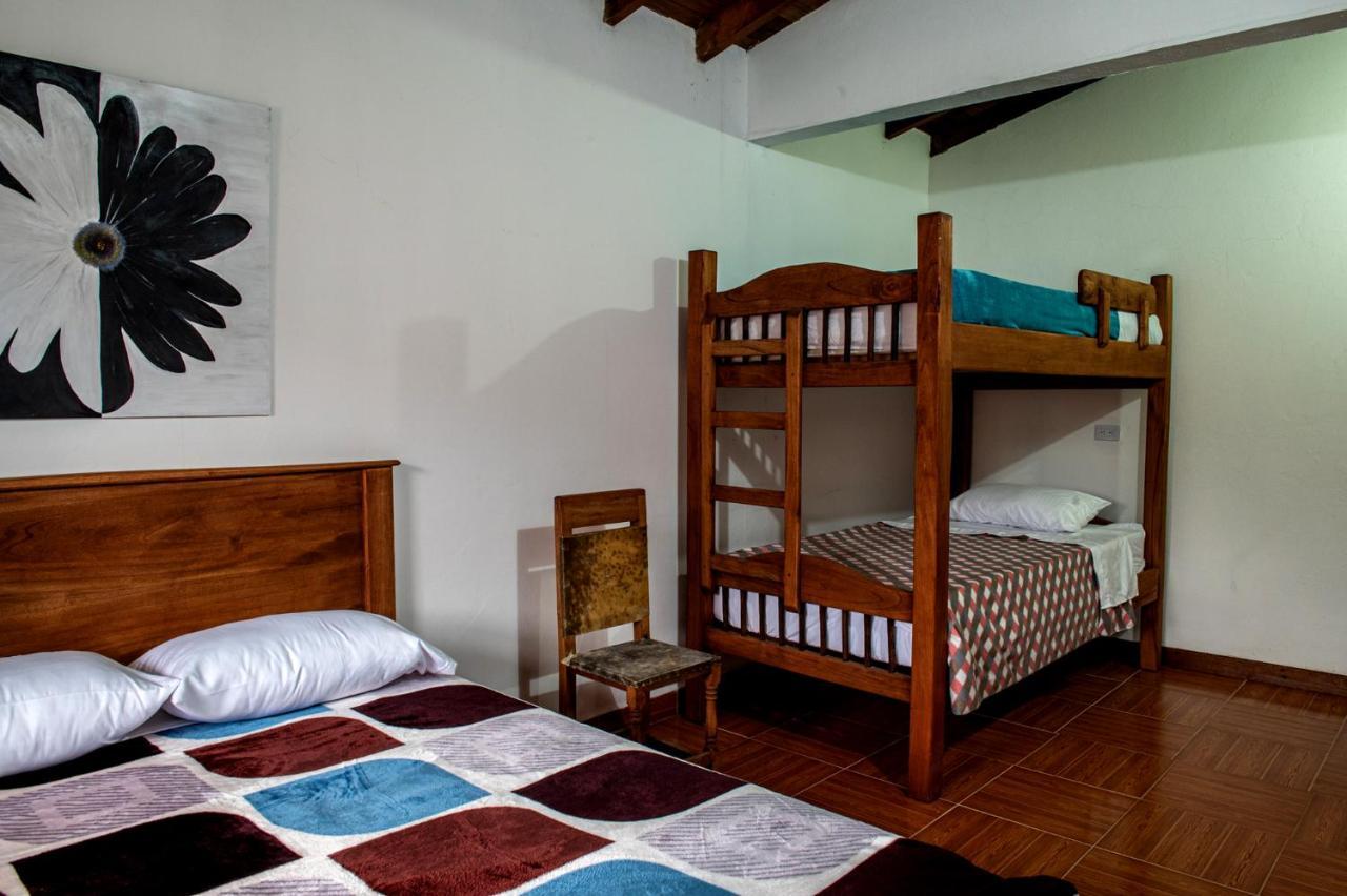 Cafe Racer Hostel خاردين المظهر الخارجي الصورة