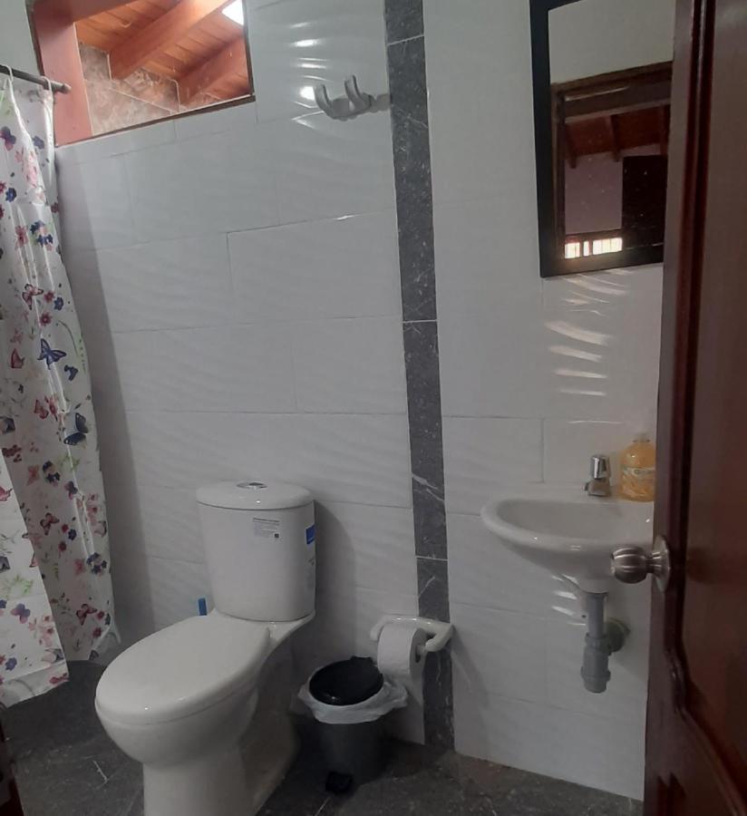 Cafe Racer Hostel خاردين الغرفة الصورة