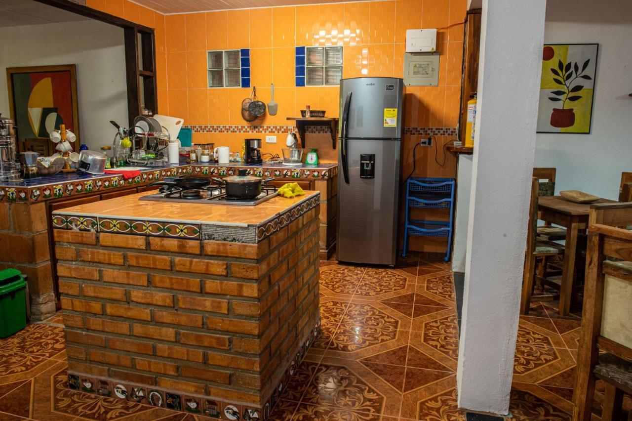 Cafe Racer Hostel خاردين المظهر الخارجي الصورة